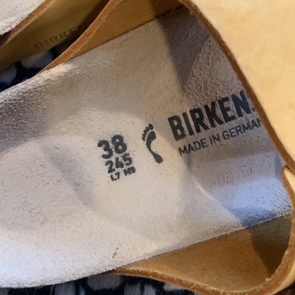 New Without Tags Big Buckle Arizona 38 Sandals - Picture 6 of 6